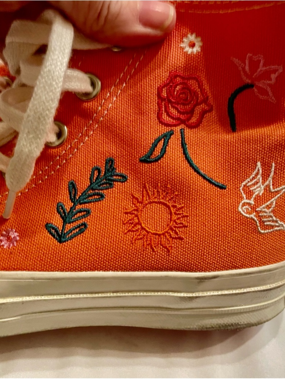 Converse Chuck 70 Summer Embroidery in color Watermelon Slushy Egret - Picture 6 of 12